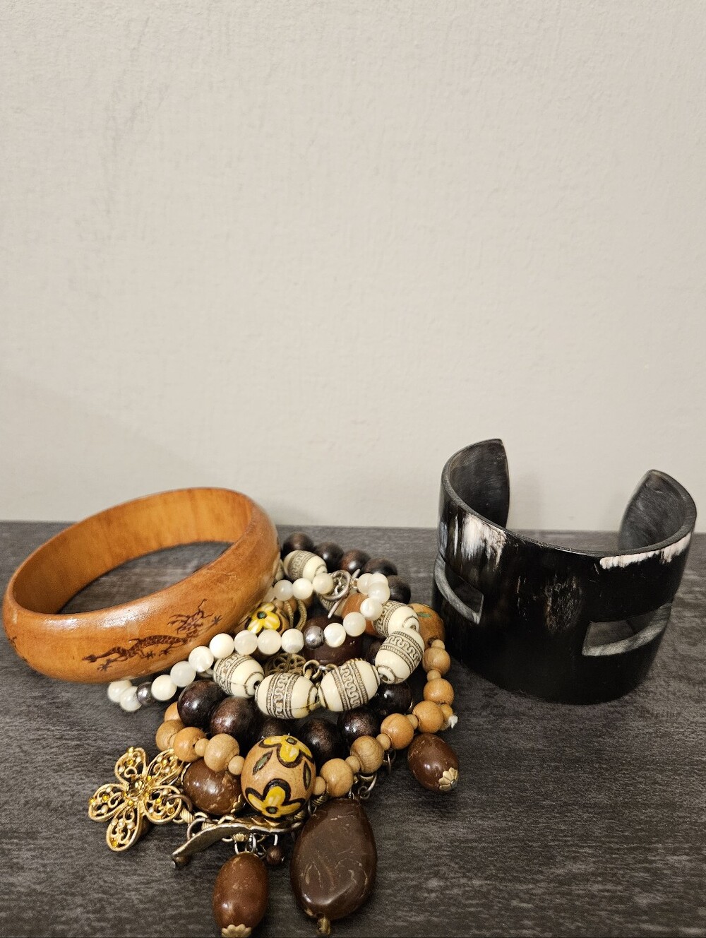 Vtg-Mod Boho Jewelry Lot: Buffalo Horn Cuff, Carved Wood & Bone Beaded Bracelets
